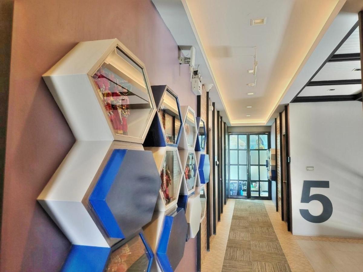 Qoo Hotel Μπούρι Ραμ Εξωτερικό φωτογραφία