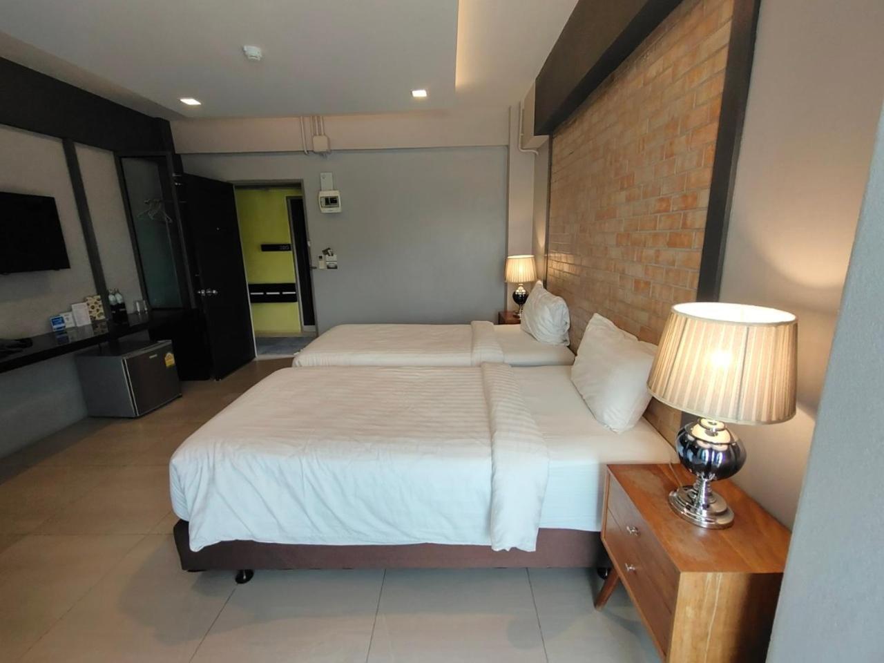 Qoo Hotel Μπούρι Ραμ Εξωτερικό φωτογραφία