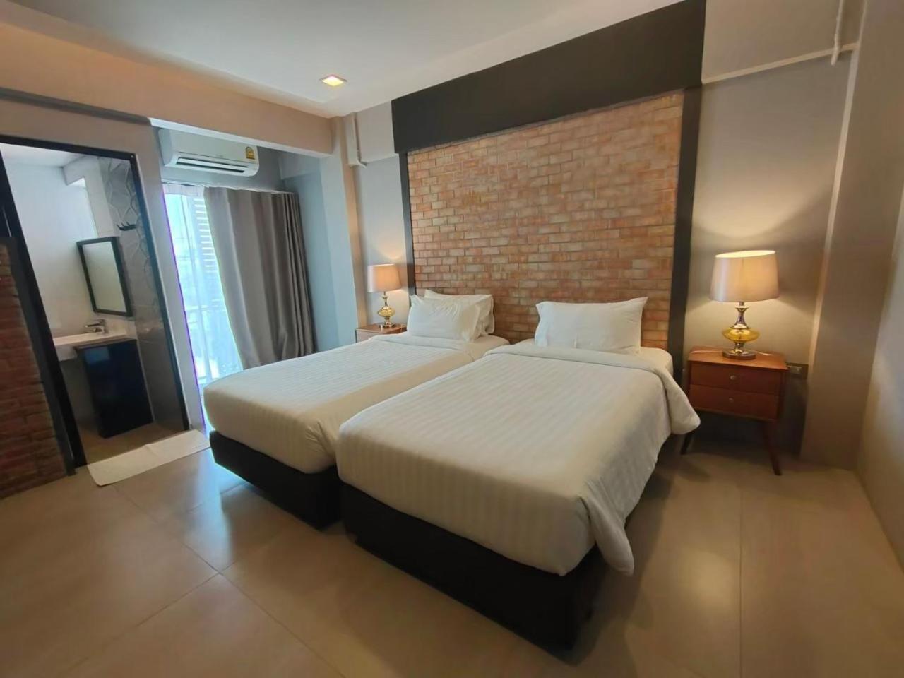 Qoo Hotel Μπούρι Ραμ Εξωτερικό φωτογραφία