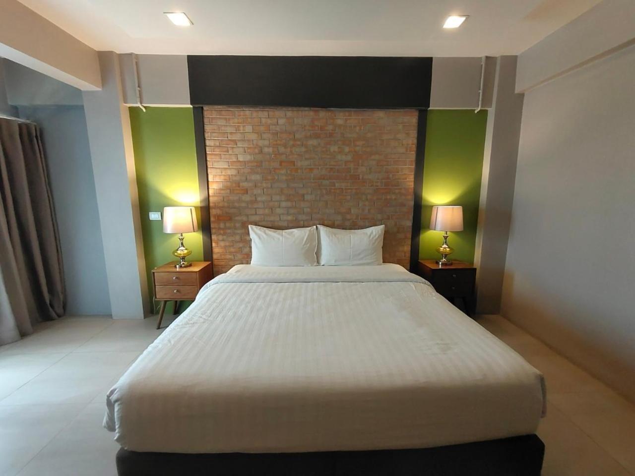Qoo Hotel Μπούρι Ραμ Εξωτερικό φωτογραφία