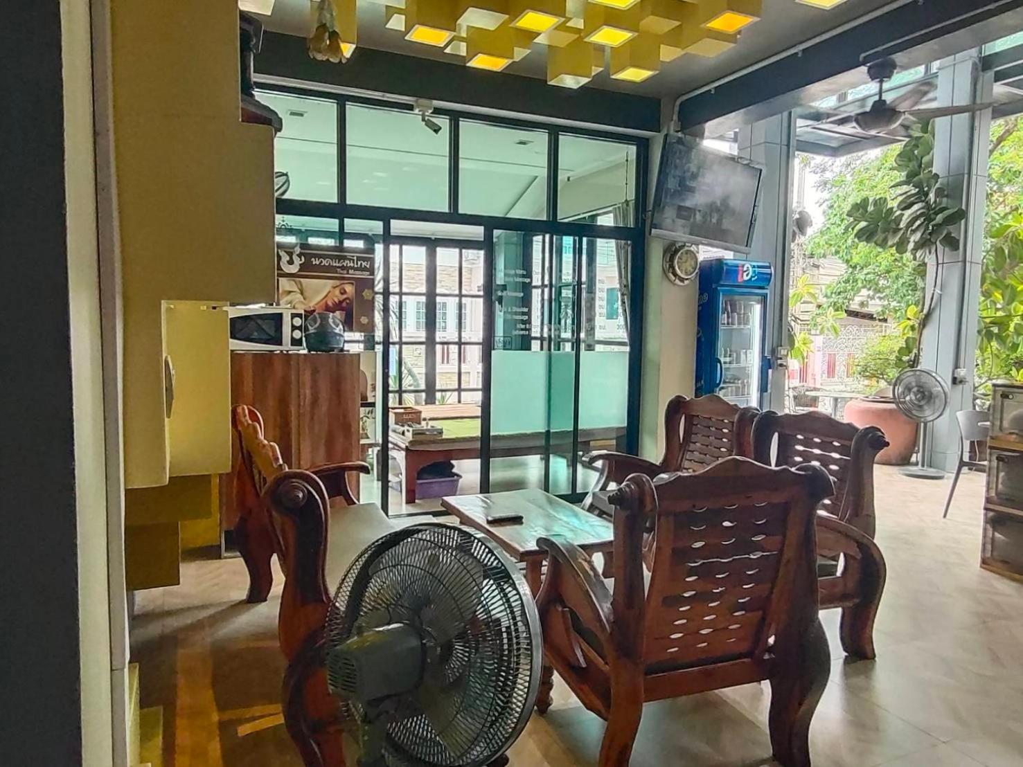 Qoo Hotel Μπούρι Ραμ Εξωτερικό φωτογραφία